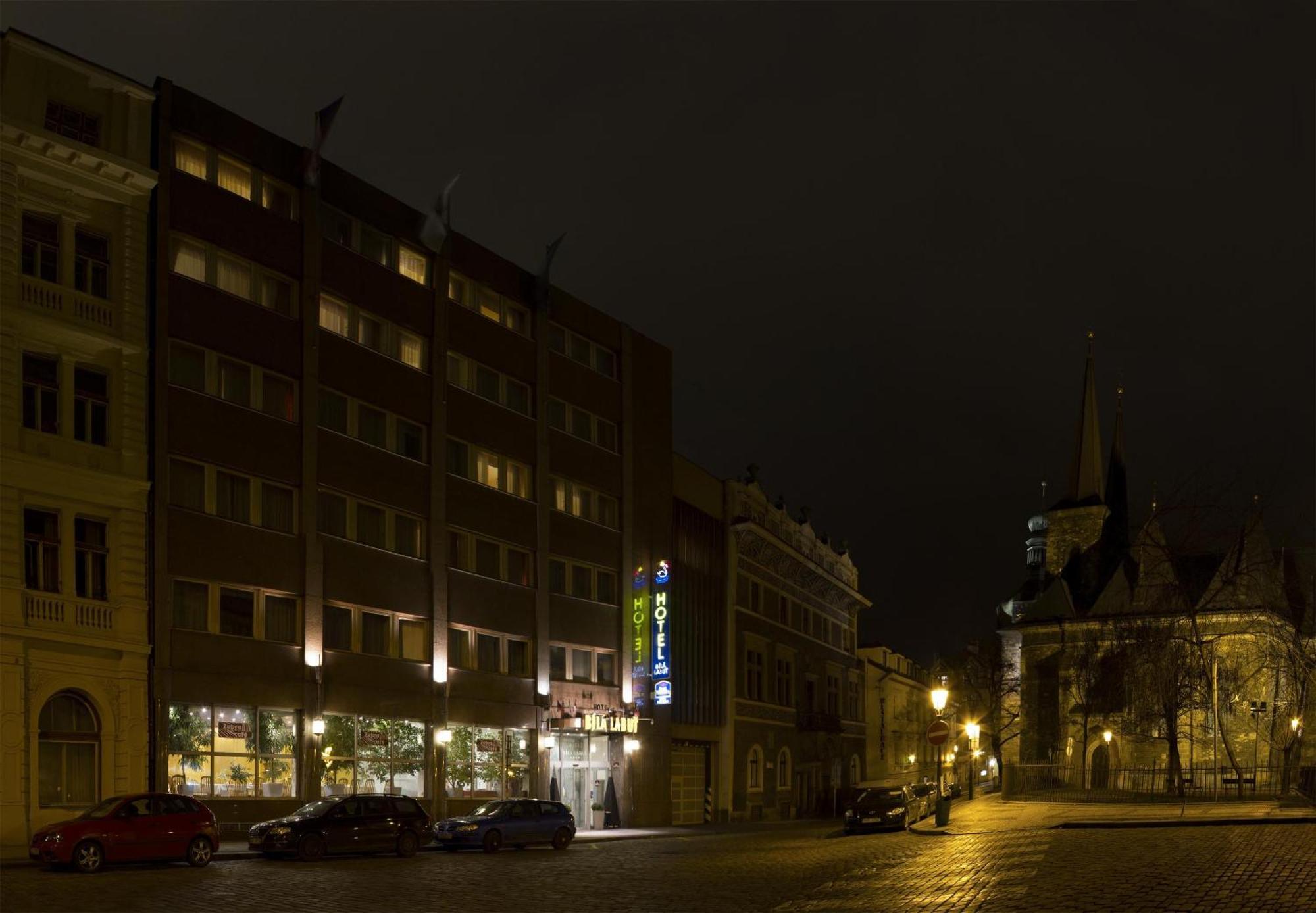 Luxury Family Hotel Bila Labut, Prague
